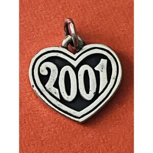 James Avery Retired Silver 2001 Heart Year In A Charm